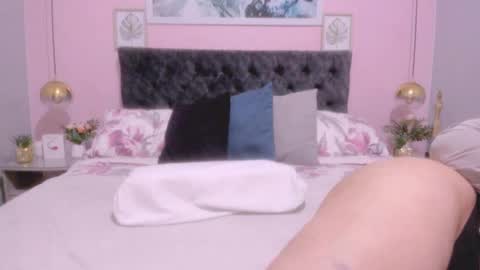 Snapshot of 00valeriasexxx chatting on December 17, 2024, 4:11 pm Valeria online show from December 17, 2024, 4:11 pm
