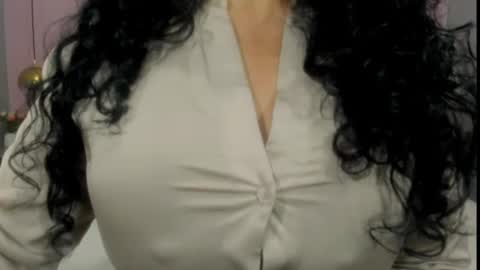 Snapshot of 00valeriasexxx chatting on February 18, 2025, 5:42 pm Valeria online show from February 18, 2025, 5:42 pm