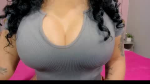 Snapshot of 00valeriasexxx chatting on March 3, 2025, 11:44 am Valeria online show from March 3, 2025, 11:44 am