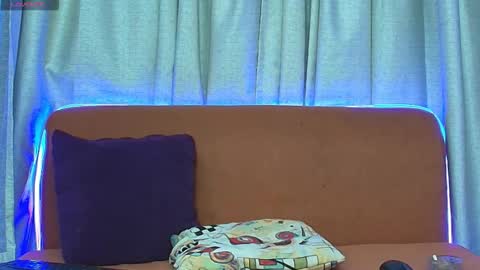 Klhoe Carter 3 online show from November 14, 2025, 1:59 am