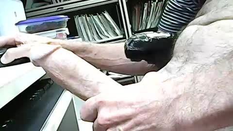 01quebecboy69 online show from August 3, 2026, 3:38 pm