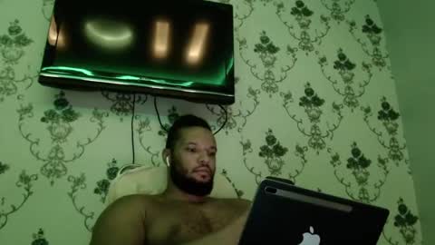 Snapshot of 0_kingsley chatting on January 8, 2025, 7:03 am Kingsley online show from January 8, 2025, 7:03 am