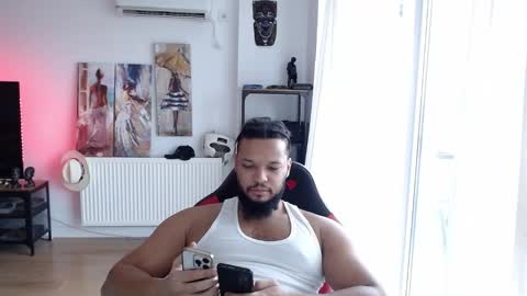 Snapshot of 0_kingsley chatting on December 3, 2025, 8:56 am Kingsley online show from December 3, 2025, 8:56 am