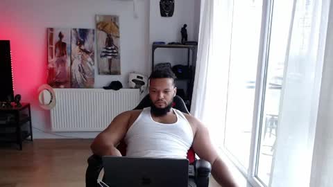 Kingsley online show from May 22, 2026, 3:28 pm