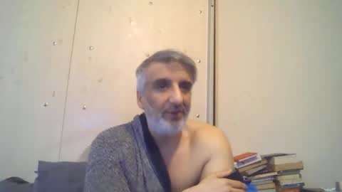 0luvmonkey online show from April 4, 2026, 6:55 am