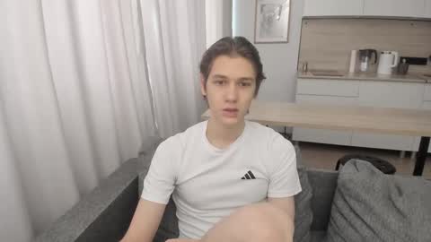 Snapshot of 0verlandd chatting on September 13, 2025, 9:09 am Adam online show from September 13, 2025, 9:09 am