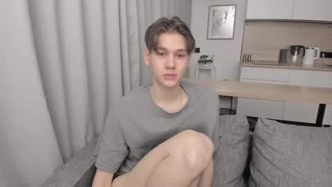 Snapshot of 0verlandd chatting on October 15, 2025, 11:54 am Adam online show from October 15, 2025, 11:54 am