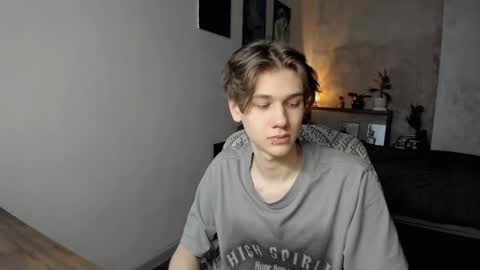 Adam online show from December 4, 2025, 9:07 am