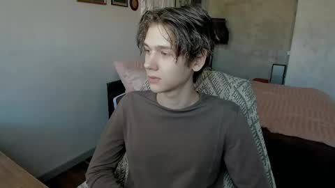 Snapshot of 0verlandd chatting on May 15, 2026, 8:54 am Adam online show from May 15, 2026, 8:54 am
