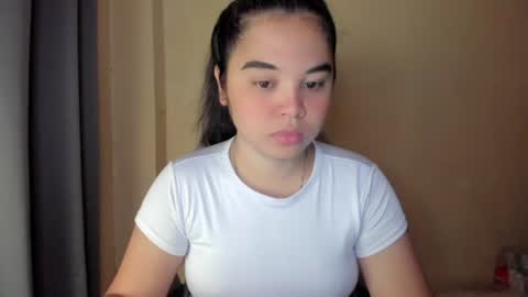Snapshot of 0wwlo0k chatting on July 13, 2026, 7:22 am 0wwlo0k online show from July 13, 2026, 7:22 am