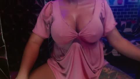 Snapshot of 11inchmonstercock4u chatting on June 25, 2026, 2:00 am i am trixie im Your Selfsucking Mistress online show from June 25, 2026, 2:00 am