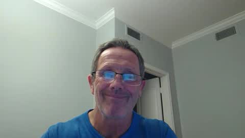 Snapshot of 13glanmorfa chatting on April 21, 2026, 1:42 am 13glanmorfa online show from April 21, 2026, 1:42 am