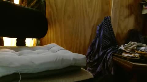 Snapshot of 13xxx20 chatting on October 18, 2025, 10:49 am Absentee online show from October 18, 2025, 10:49 am