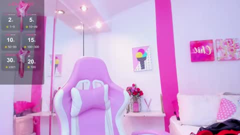 Scarlette  online show from February 25, 2025, 6:58 am