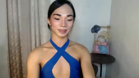 Snapshot of 18_nicole chatting on December 15, 2025, 11:58 am barbie online show from December 15, 2025, 11:58 am