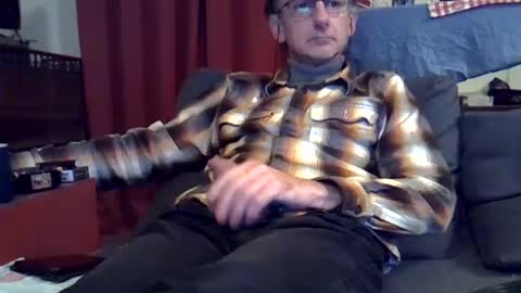 18remy45 online show from February 7, 2025, 9:37 pm