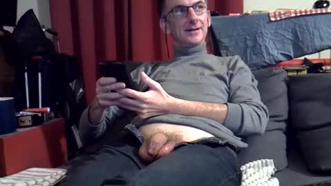 Snapshot of 18remy45 chatting on April 18, 2026, 7:18 pm 18remy45 online show from April 18, 2026, 7:18 pm