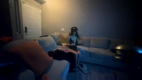 1980latinocouple online show from March 2, 2025, 7:21 am