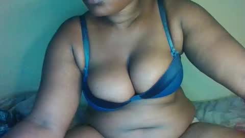 Snapshot of 1_sexybaby chatting on October 17, 2025, 12:19 pm 1_sexybaby online show from October 17, 2025, 12:19 pm