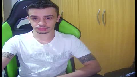 1good_vibes1 online show from January 16, 2026, 4:49 am