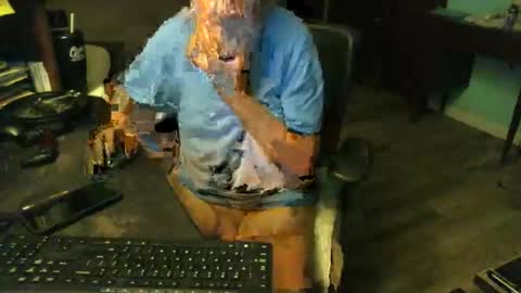 Snapshot of 1handyanddee chatting on October 11, 2025, 3:17 am 1handyanddee online show from October 11, 2025, 3:17 am