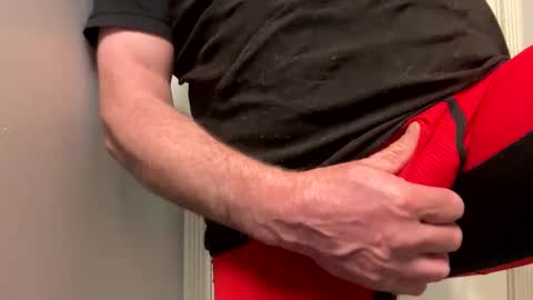 1hunglo412 online show from February 18, 2026, 11:50 am