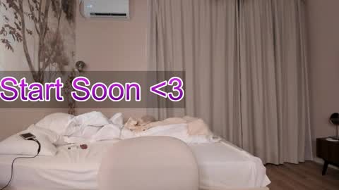 Snapshot of 1i1ypa1mer chatting on November 22, 2025, 1:15 am Lily 3 online show from November 22, 2025, 1:15 am