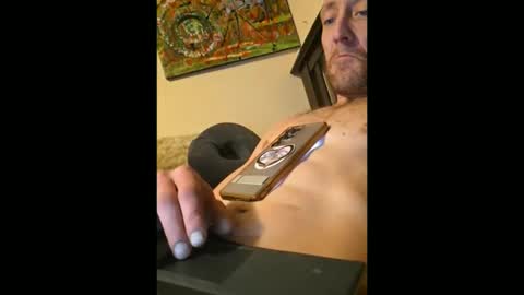 Snapshot of 1knightluver69 chatting on February 14, 2026, 7:32 pm 1knightluver69 online show from February 14, 2026, 7:32 pm