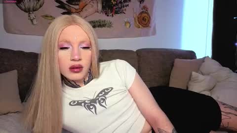 Michelle online show from March 23, 2026, 12:42 pm