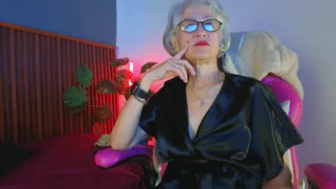 Snapshot of 1miss_monserrate chatting on February 10, 2026, 12:53 pm Miss Monserrate online show from February 10, 2026, 12:53 pm