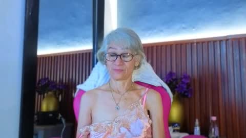 Miss Monserrate online show from March 4, 2026, 1:28 pm