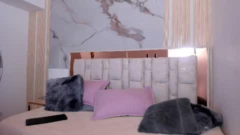 Snapshot of 1naughty_milf chatting on June 21, 2026, 3:03 pm Luisa online show from June 21, 2026, 3:03 pm