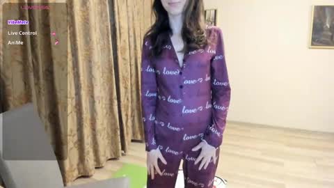 Snapshot of 1nwardly_beauty chatting on May 18, 2026, 6:47 pm molly online show from May 18, 2026, 6:47 pm