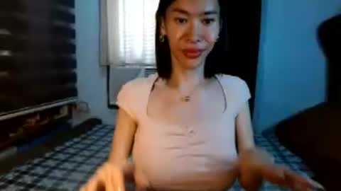 1perfectmodel online show from July 16, 2026, 2:17 am