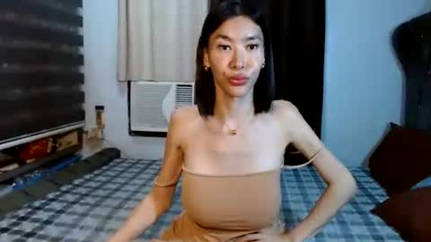 1perfectmodel online show from July 28, 2026, 9:14 pm
