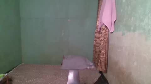 1smile4u online show from October 4, 2025, 4:10 am