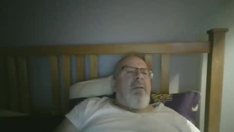 Snapshot of 2003dynawideglide chatting on June 11, 2026, 1:16 am 2003dynawideglide online show from June 11, 2026, 1:16 am