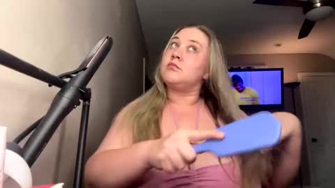 Snapshot of 22thickfatpussy chatting on June 8, 2026, 6:41 pm 22thickfatpussy online show from June 8, 2026, 6:41 pm