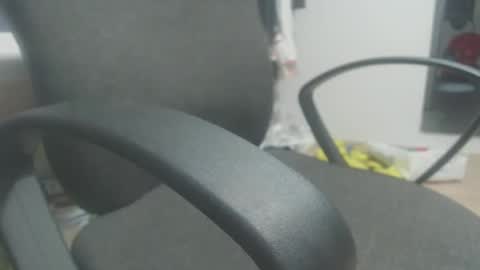 Snapshot of 23cmmantis chatting on December 21, 2024, 8:54 pm 23 Dick Paradise online show from December 21, 2024, 8:54 pm