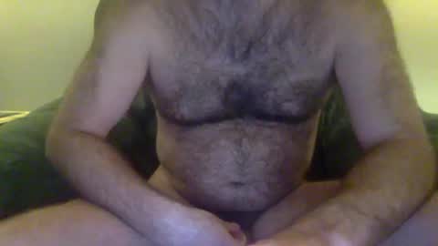 2hairrypigs online show from January 1, 2025, 6:26 am