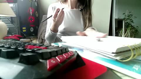 Snapshot of 2photogs_raw chatting on March 7, 2025, 10:21 pm 2photogs_raw online show from March 7, 2025, 10:21 pm