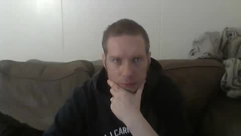 2small4you83 online show from March 8, 2025, 2:01 am