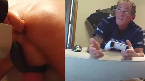 Snapshot of 2tiredoftoys chatting on July 17, 2026, 1:56 am 2tiredoftoys online show from July 17, 2026, 1:56 am