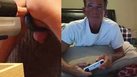 Snapshot of 2tiredoftoys chatting on July 31, 2026, 8:41 pm 2tiredoftoys online show from July 31, 2026, 8:41 pm