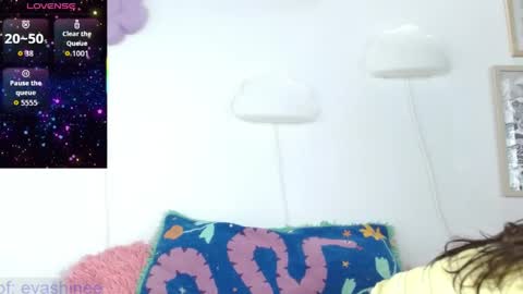 Eva online show from April 5, 2026, 5:54 pm