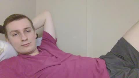 Snapshot of 3andy3 chatting on December 17, 2025, 8:20 am Andy online show from December 17, 2025, 8:20 am