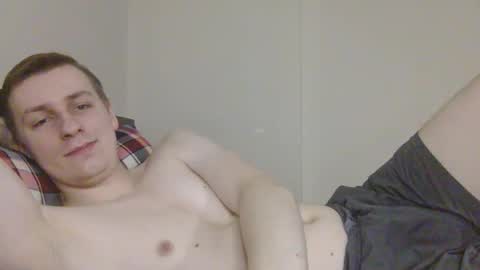 Snapshot of 3andy3 chatting on December 21, 2025, 8:21 am Andy online show from December 21, 2025, 8:21 am