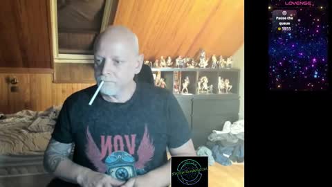 3dxchatsharing online show from September 26, 2025, 6:01 pm