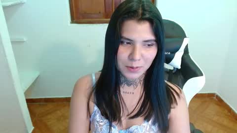 erika online show from March 12, 2025, 10:07 pm