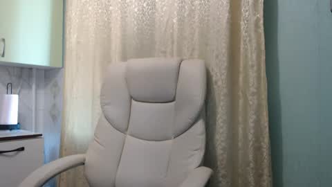 Snapshot of 3sweetcandy3 chatting on May 6, 2026, 9:36 am 3sweetcandy3 online show from May 6, 2026, 9:36 am